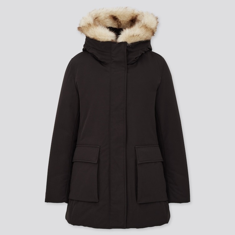 Uniqlo WOMEN ULTRA WARM DOWN SHORT Coat in Size S.